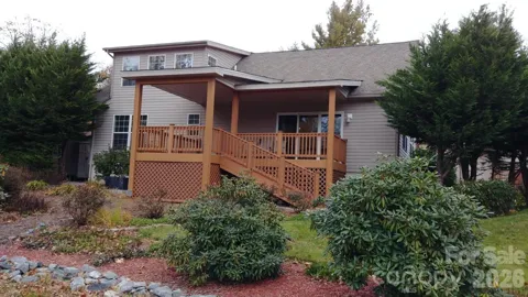 25 Elderberry Loop