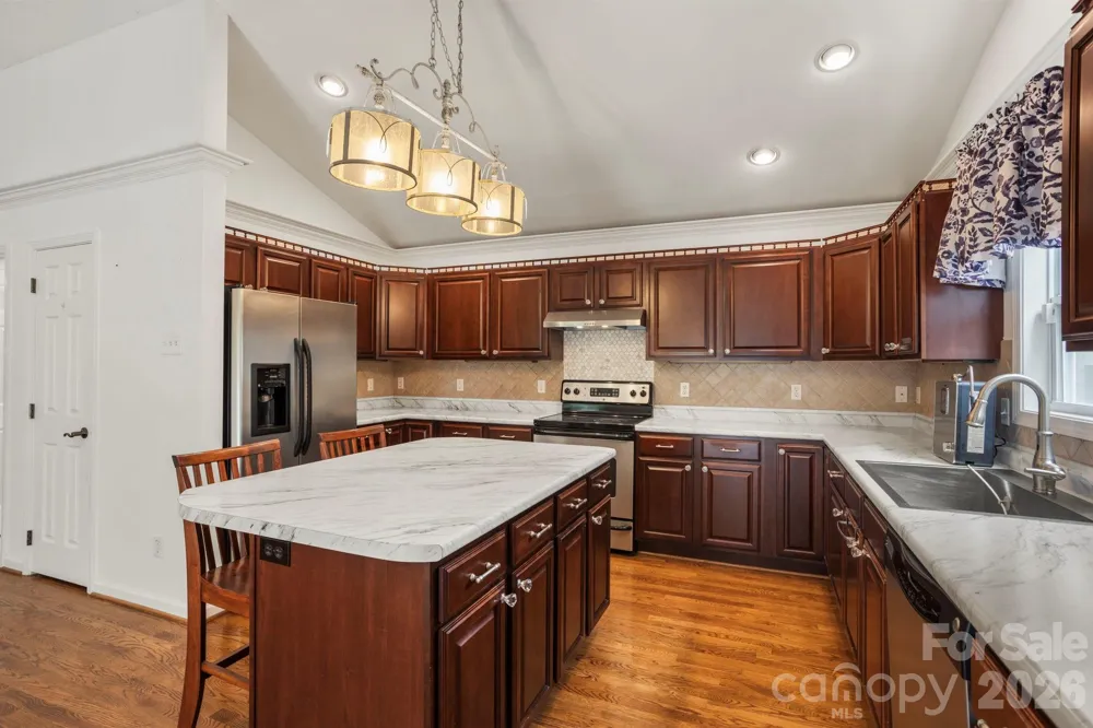 315 Charlestown Drive Hendersonville, NC 28792