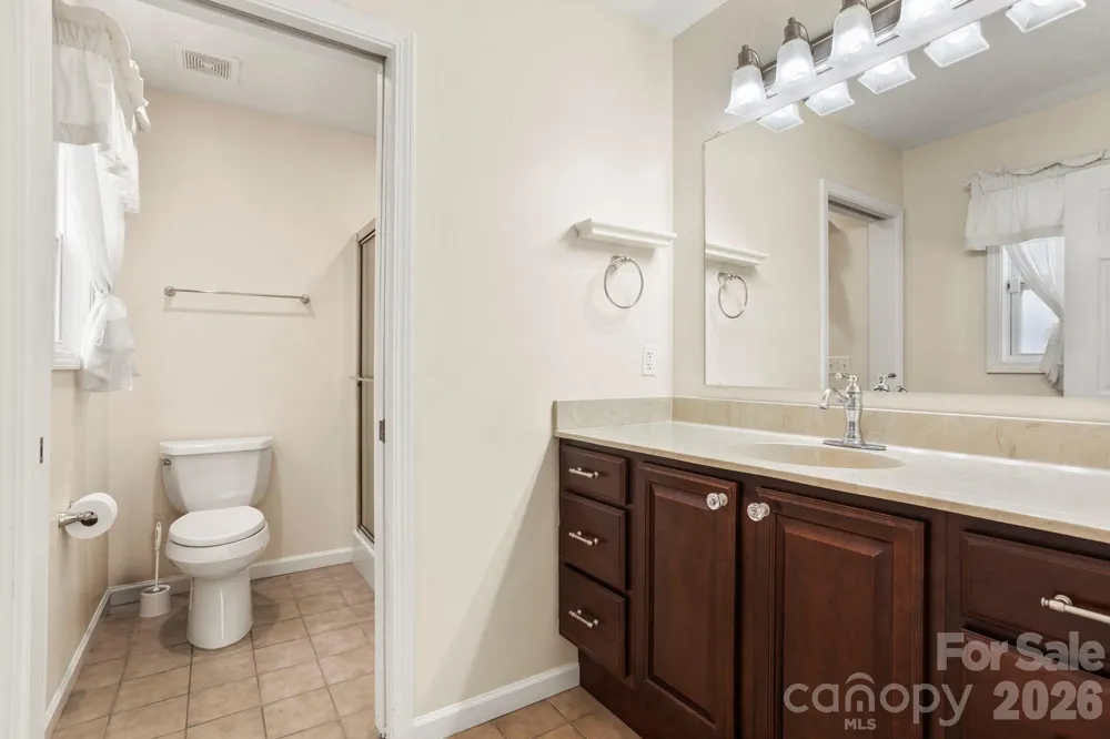 315 Charlestown Drive Hendersonville, NC 28792