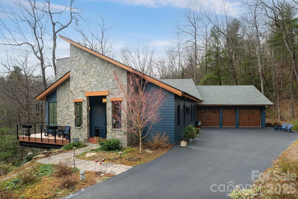 208 Glenroy Court Flat Rock, NC 28731