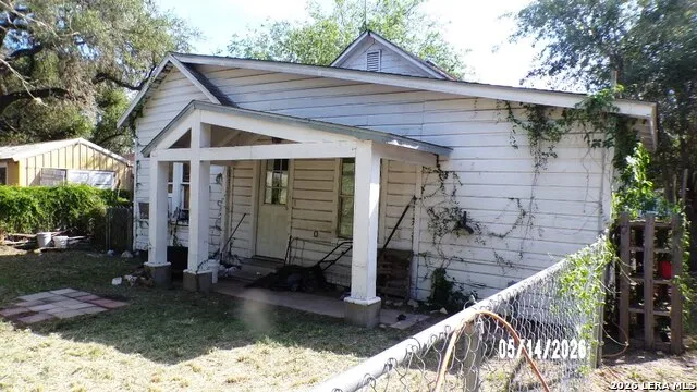 104 - 106 Harrison Street Beeville, TX 78102