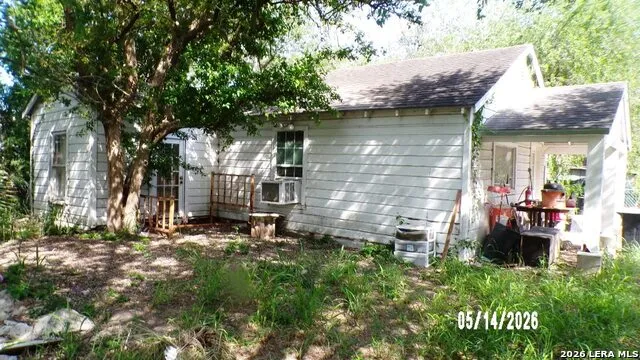 104 - 106 Harrison Street Beeville, TX 78102