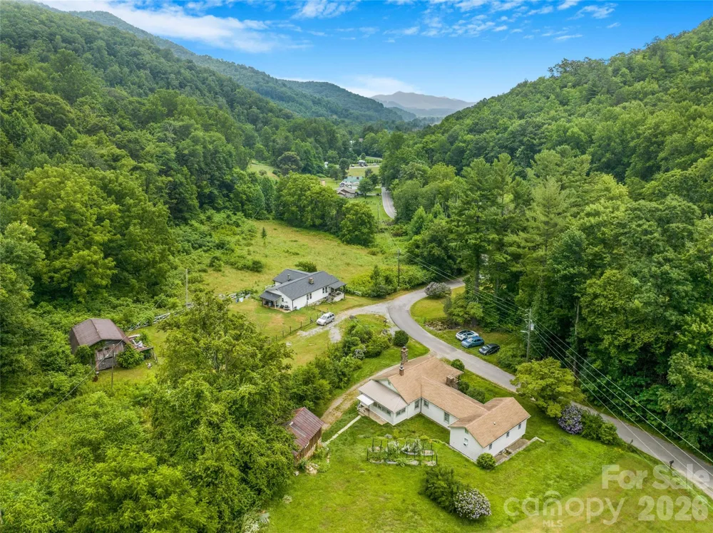 50 Rocky Branch Road Waynesville, NC 28786