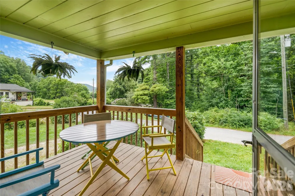 50 Rocky Branch Road Waynesville, NC 28786