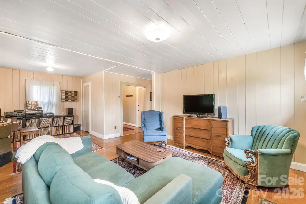 50 Rocky Branch Road Waynesville, NC 28786