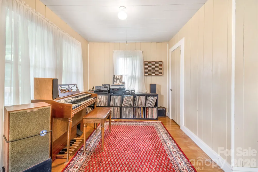 50 Rocky Branch Road Waynesville, NC 28786