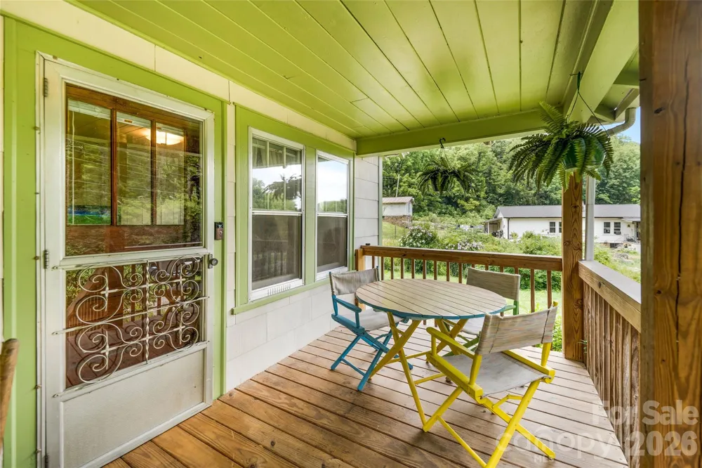 50 Rocky Branch Road Waynesville, NC 28786