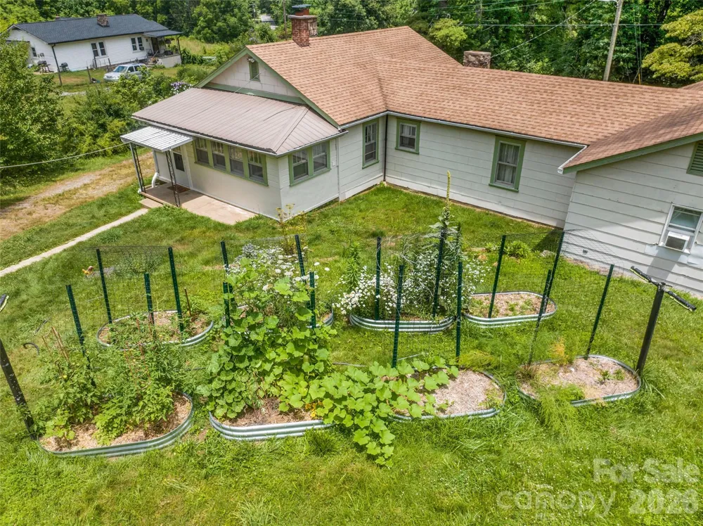 50 Rocky Branch Road Waynesville, NC 28786