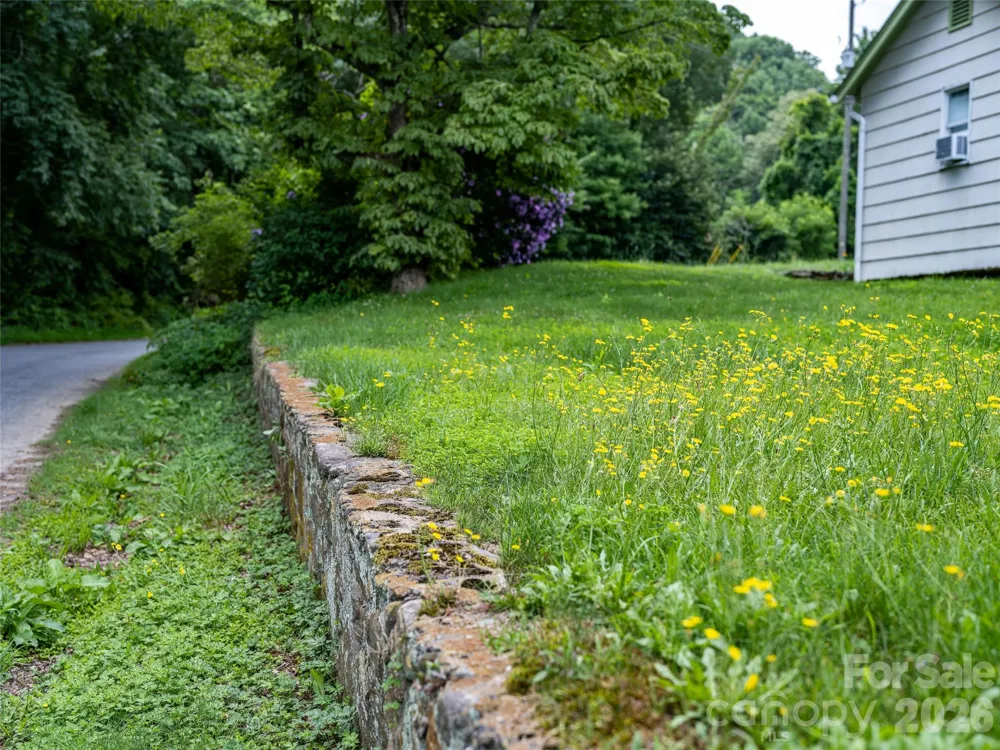 50 Rocky Branch Road Waynesville, NC 28786