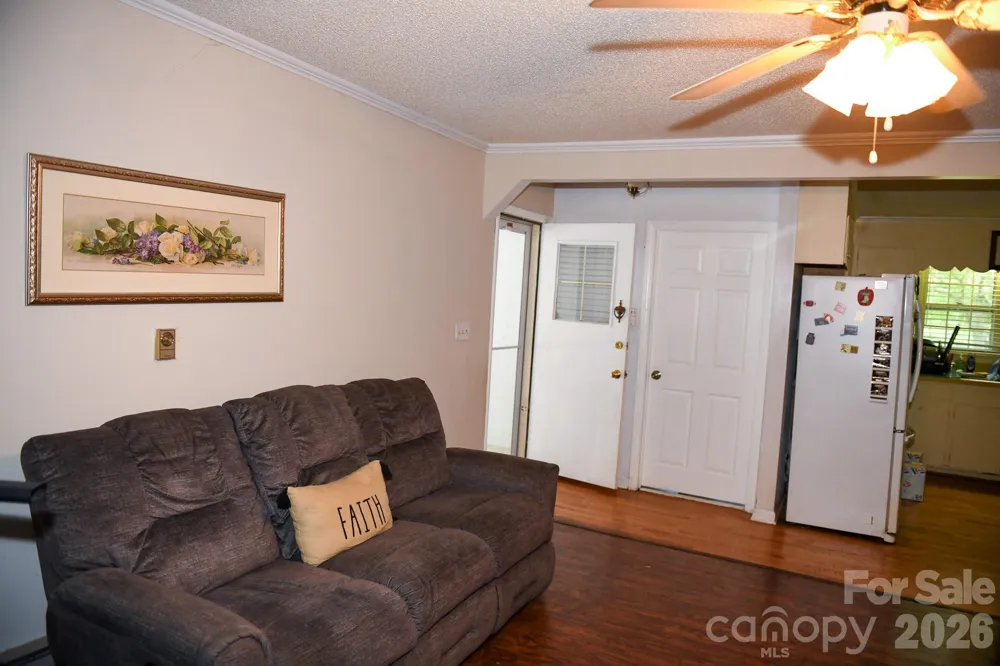 616 Pineview Lakes Road Chester, SC 29706