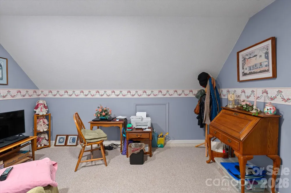530 West Side Road Burnsville, NC 28714