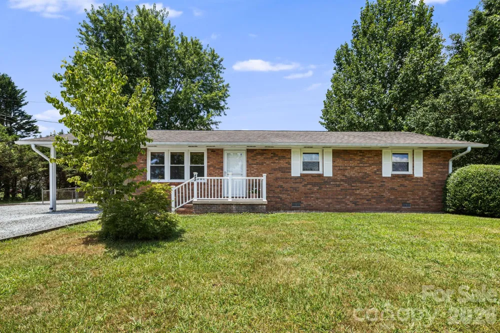 490 ecusta Road Brevard, NC 28712