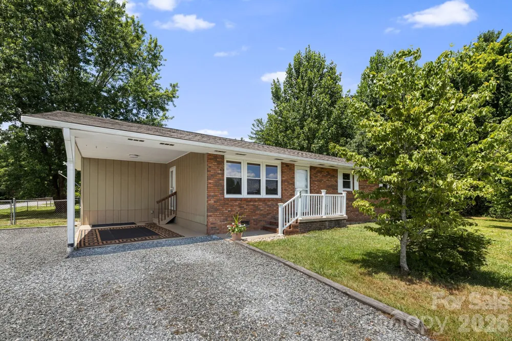 490 ecusta Road Brevard, NC 28712