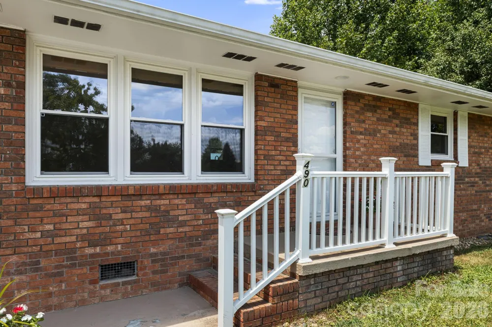 490 ecusta Road Brevard, NC 28712
