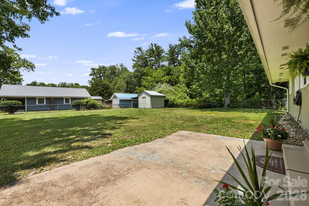 490 ecusta Road Brevard, NC 28712