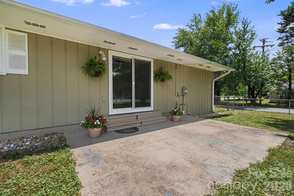 490 ecusta Road Brevard, NC 28712