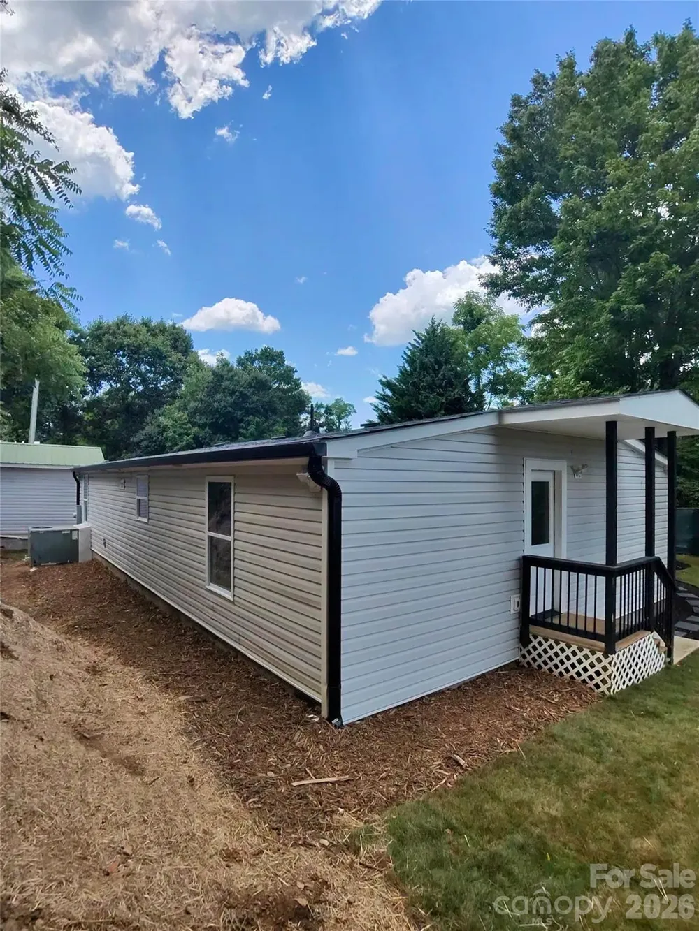 64 P J DRIVE Waynesville, NC 28786