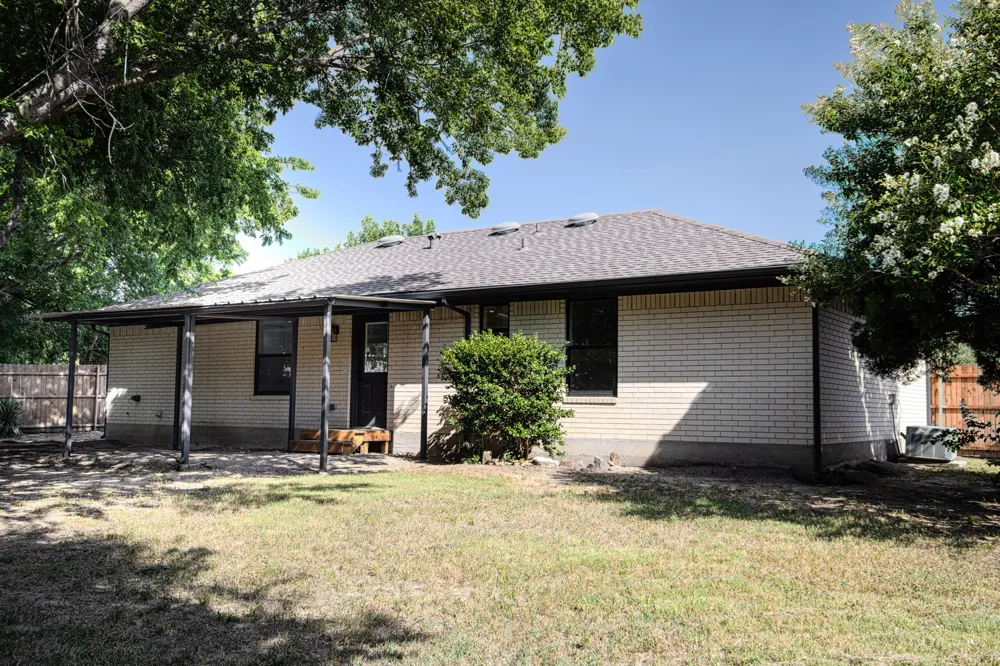 815 Steve Ct Sanger, TX 76266