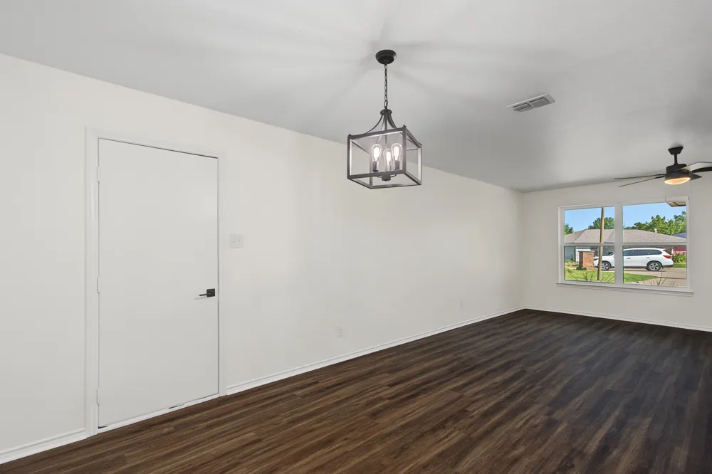 815 Steve Ct Sanger, TX 76266
