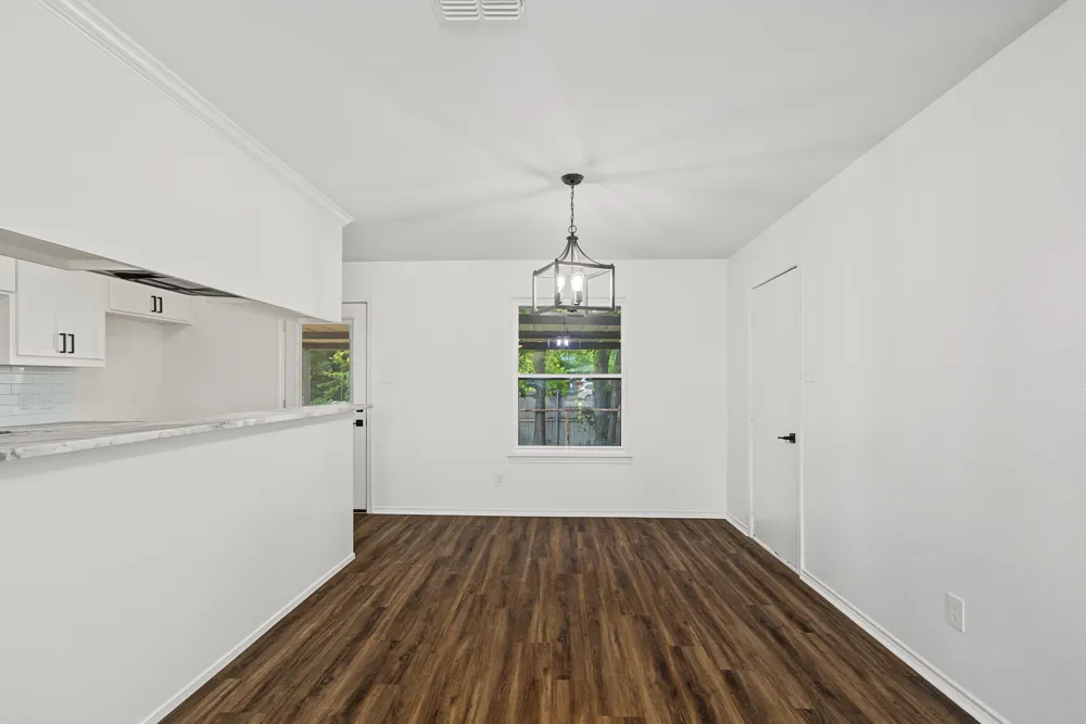 815 Steve Ct Sanger, TX 76266