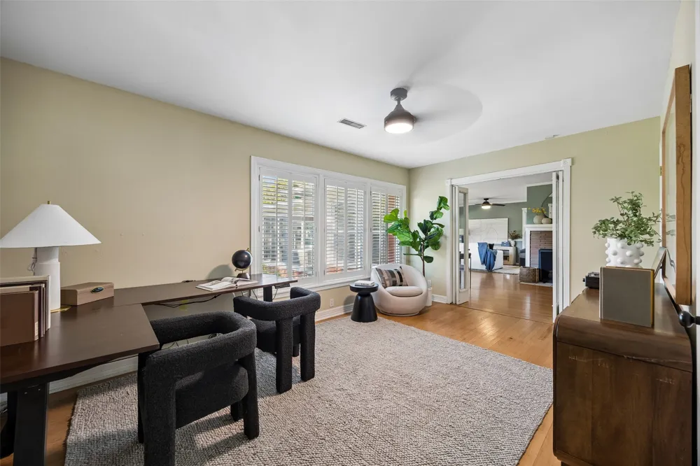 504 Monssen Drive Dallas, TX 75224