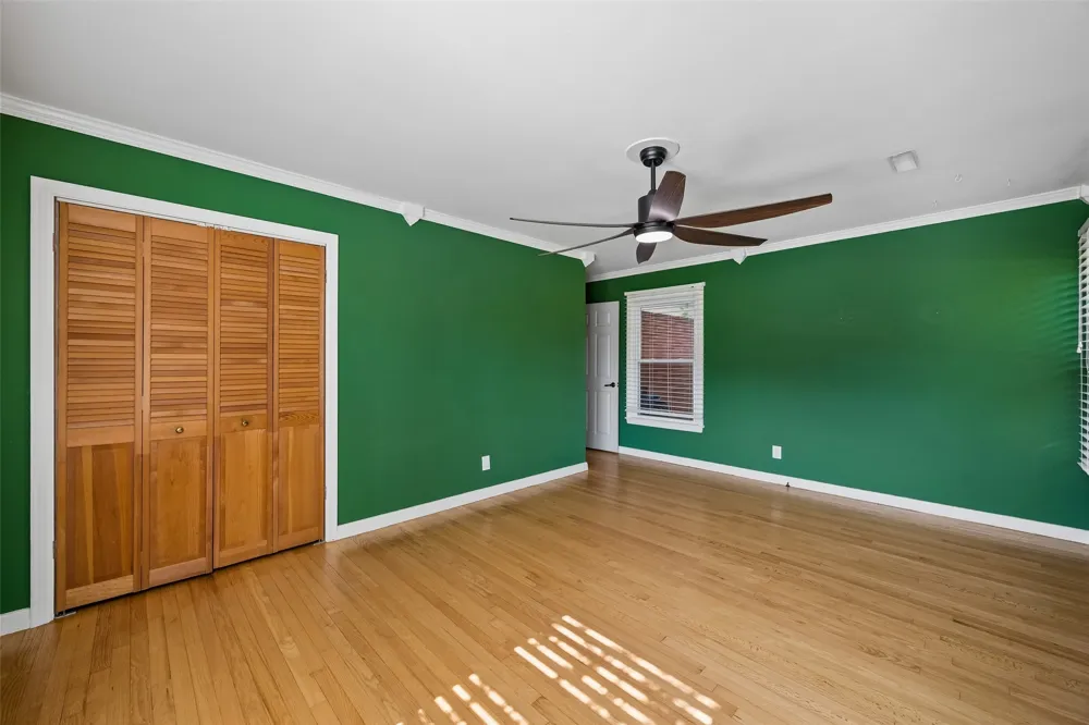 504 Monssen Drive Dallas, TX 75224
