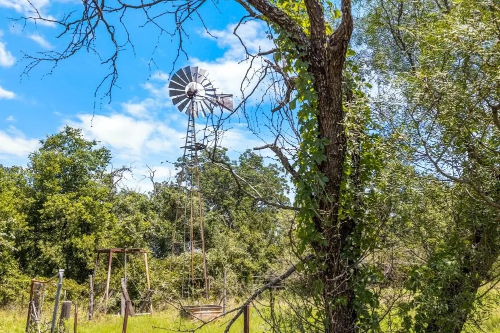 10723 County Road 539 Hico, TX 76457