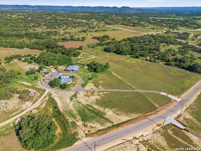 835 WINANS RANCH RD Bandera, TX 78003