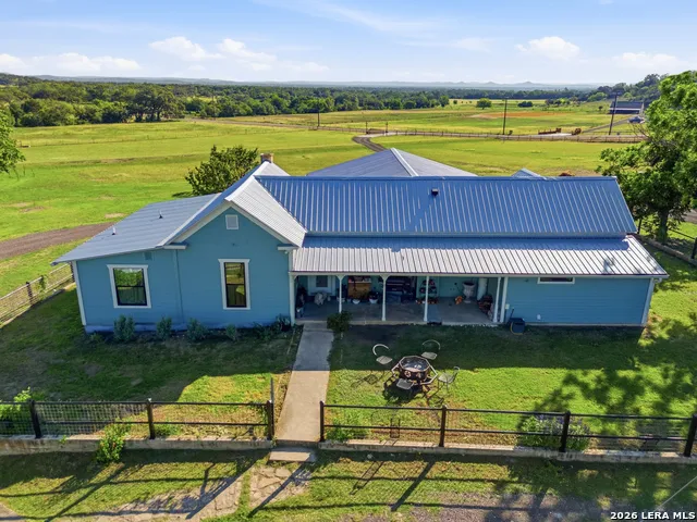 835 WINANS RANCH RD Bandera, TX 78003