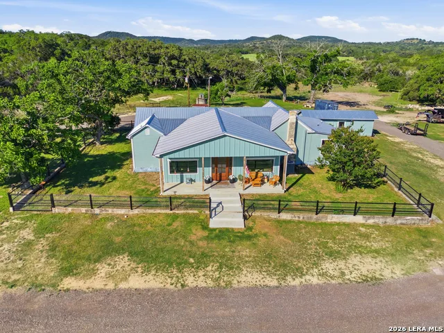 835 WINANS RANCH RD Bandera, TX 78003