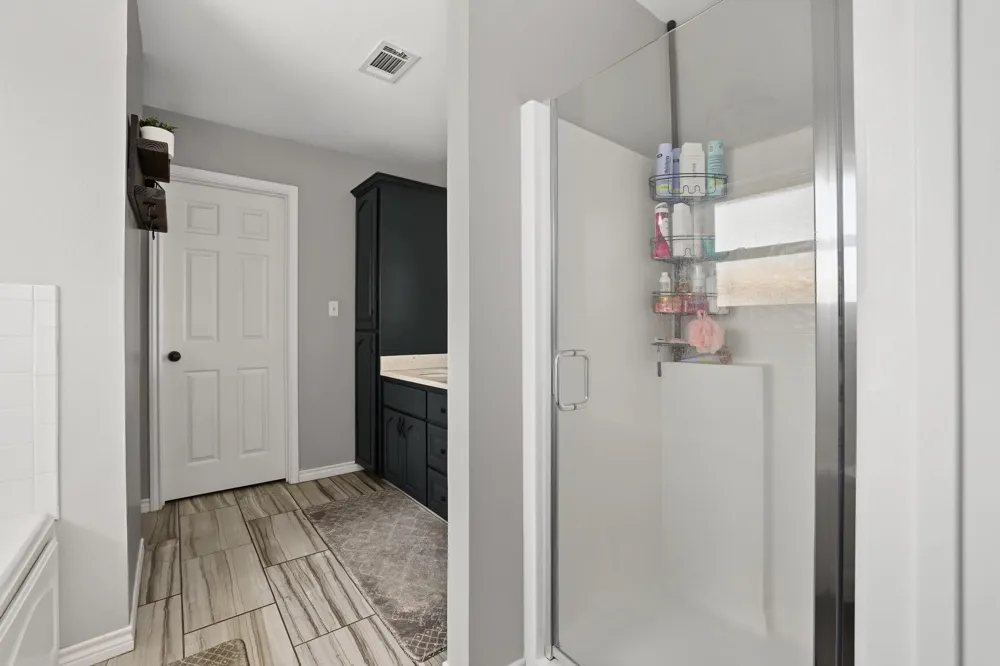 202 Daniel Court Collinsville, TX 76233