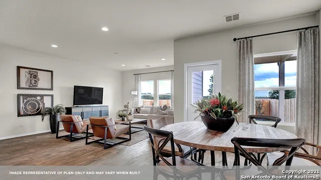 720 Peccary Place Seguin, TX 78155