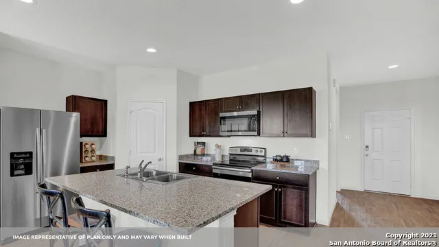 720 Peccary Place Seguin, TX 78155