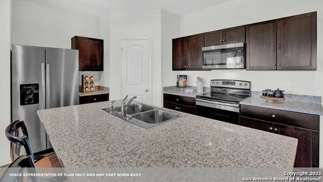 720 Peccary Place Seguin, TX 78155