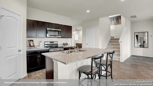 720 Peccary Place Seguin, TX 78155