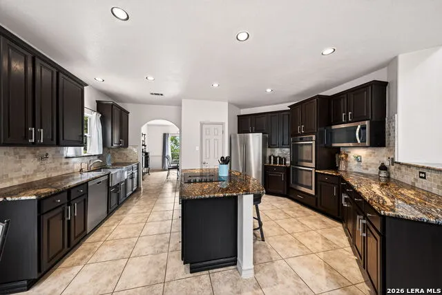 17431 Helotes Springs Helotes, TX 78023
