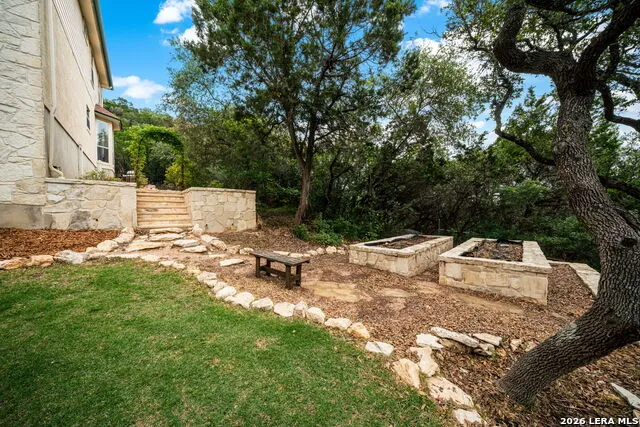 17431 Helotes Springs Helotes, TX 78023