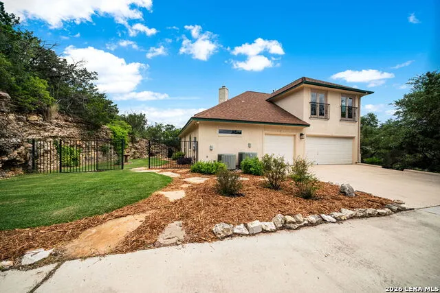 17431 Helotes Springs Helotes, TX 78023