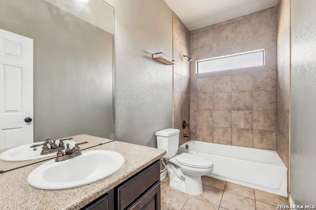 531 INDIAN XING Jourdanton, TX 78026