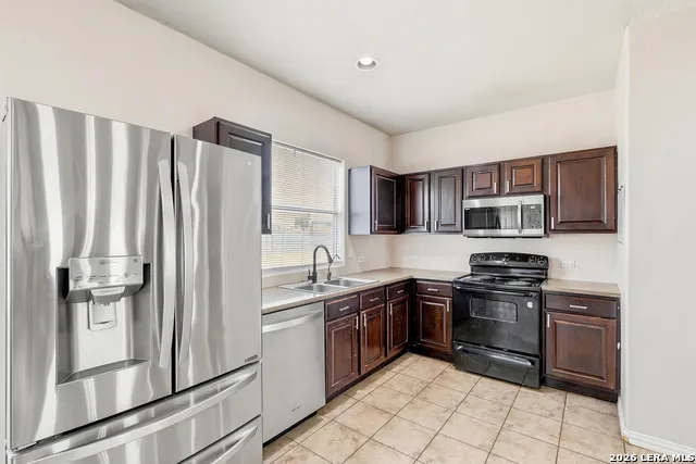 531 INDIAN XING Jourdanton, TX 78026