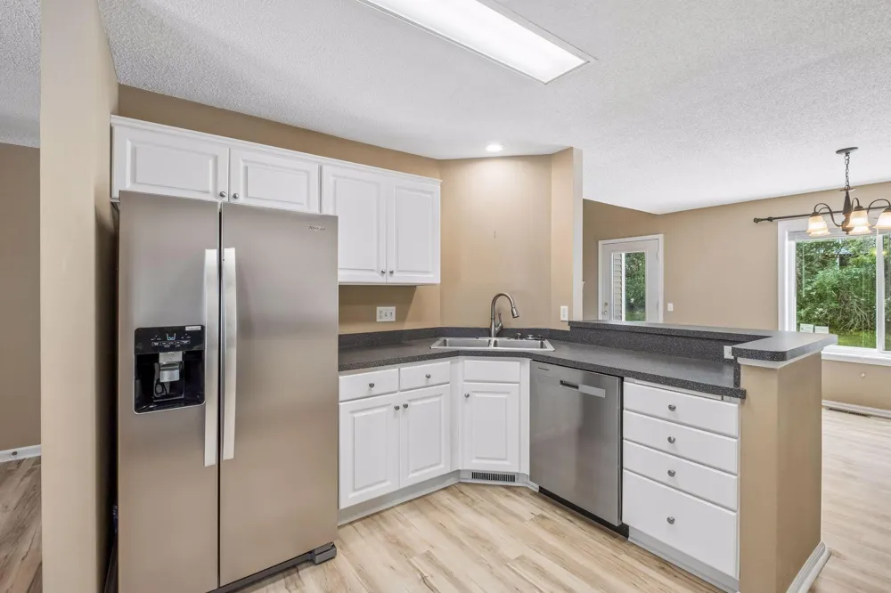 15003 Windemere Lane Burnsville, MN 55306