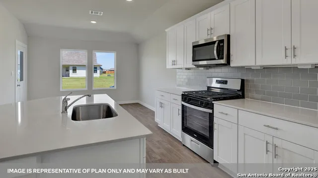 500 MCGINTY MEADOW DRIVE Lockhart, TX 78644