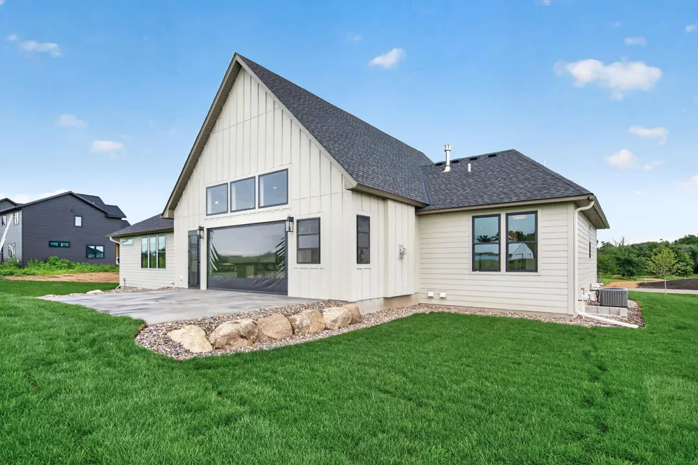 4624 166th Avenue NW Andover, MN 55304