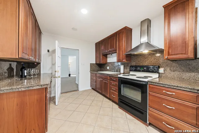 120 Lincoln Schertz, TX 78154