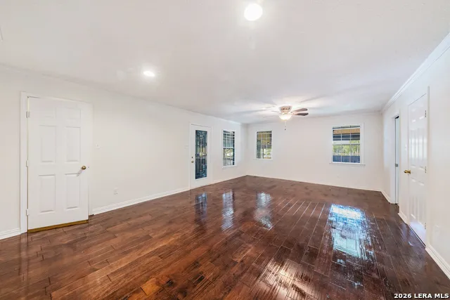 120 Lincoln Schertz, TX 78154
