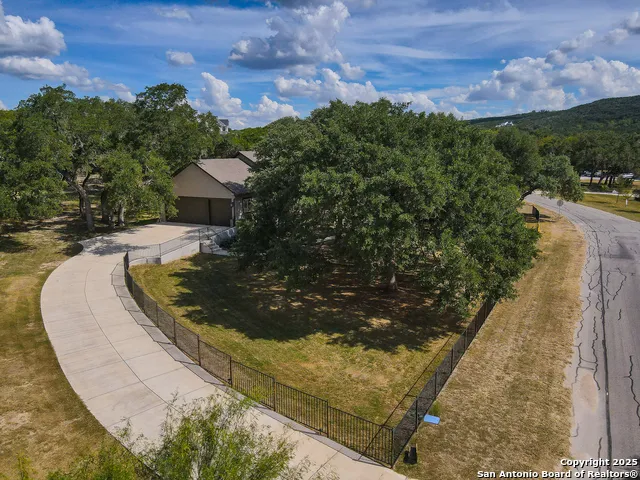 663 PRIVATE ROAD 1712 Mico, TX 78056