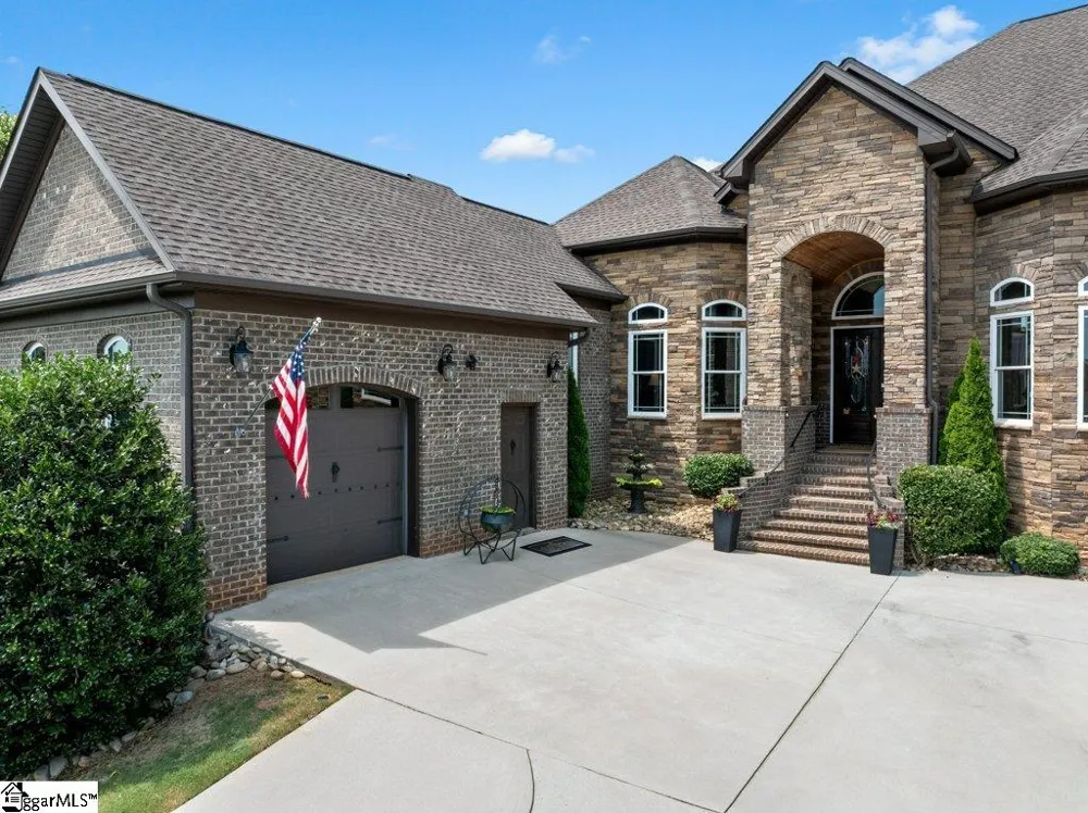 504 World Tour Drive Inman, SC 20349