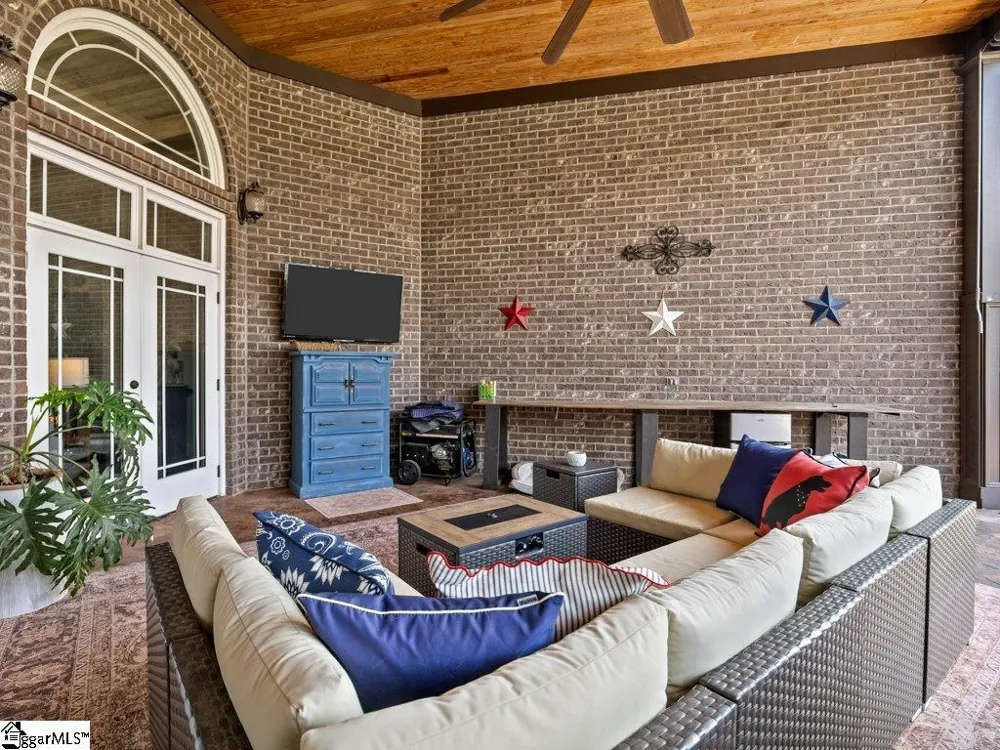 504 World Tour Drive Inman, SC 20349