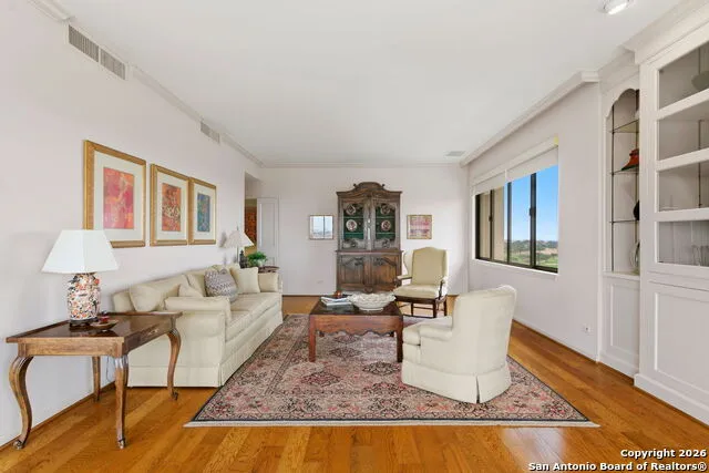 4001 New Braunfels #1206 San Antonio, TX 78209