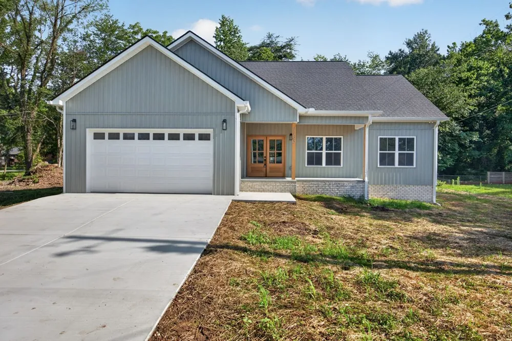 1135 Dowell St Cookeville, TN 38501